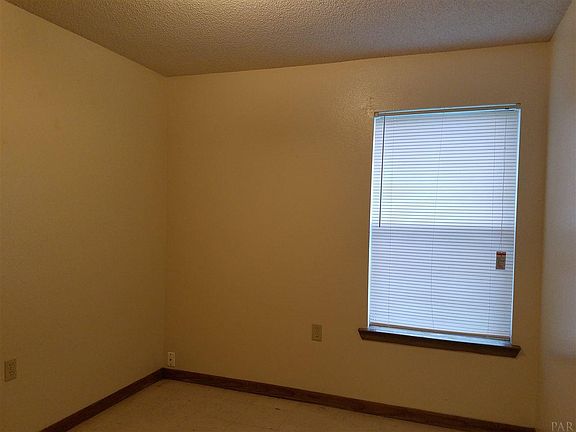 5th image of 1422 N 52nd Ave #B
