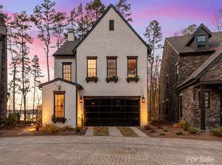 208 Ambleside Village Ln, Davidson, NC 28036
