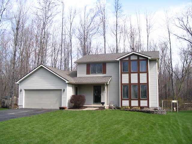 1st image of 2039 Woodgate Dr