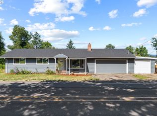 440 N Yamhill St, Carlton, OR 97111