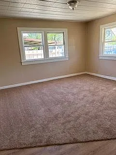 1611 Elizabeth Ave — Photo 3
