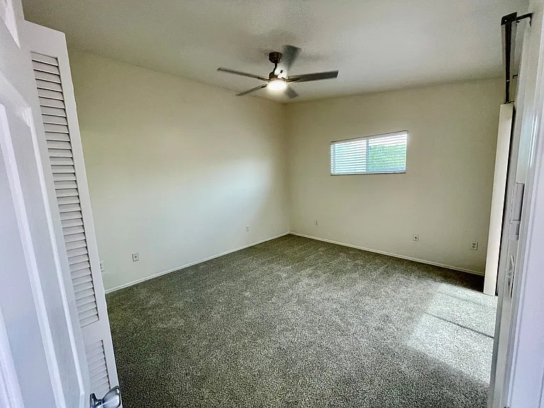 3300 Loveland Blvd #1602 — Photo 8