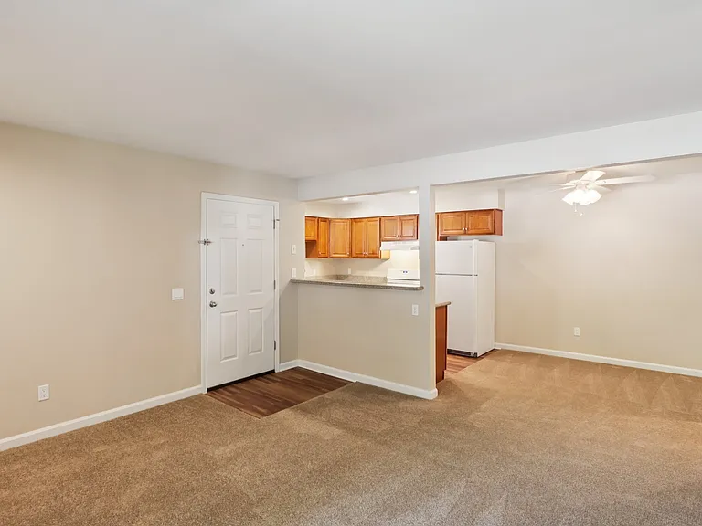Sycamore Terrace Apartments — Photo 47