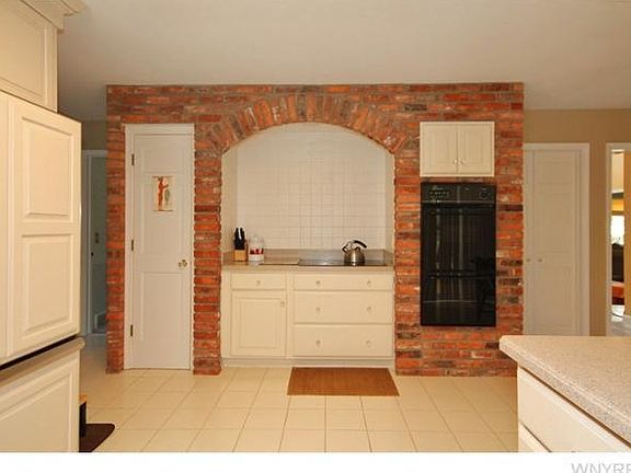 4th image of 6338 Woodland Dr