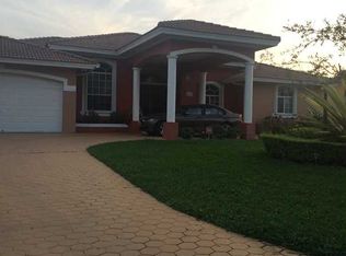 10070 NW 28th Ter, Doral, FL 33172