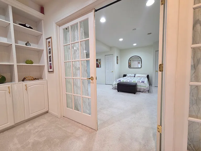 1025 Rosewood Dr #B — Photo 10