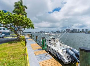 Reef North Condo, North Miami Beach, FL 33160