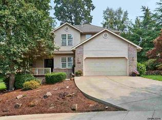 875 Chee Chee Ct, Silverton, OR 97381