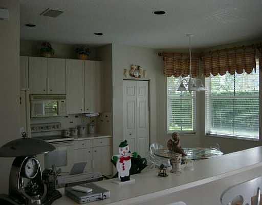 5th image of 1571 Sandpiper Cir