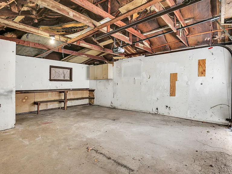 1101 N McKinley Ave — Photo 23