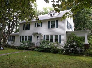 61 W Market St, Red Hook, NY 12571