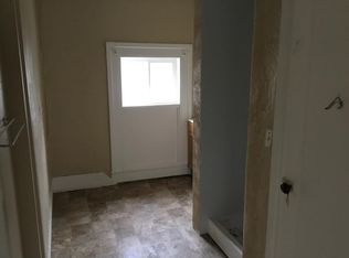 120 E Montcalm St #2, Greenville, MI 48838