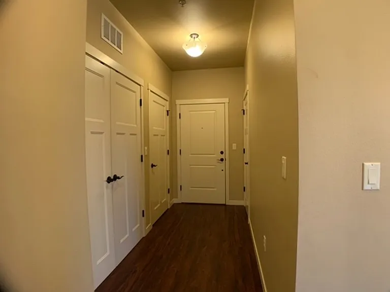 13905 SW Meridian St #310 — Photo 36