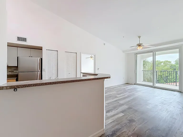 1119 Villa Ln #1119 — Photo 21