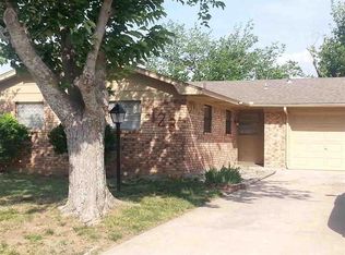 123 SE Surrey Ln, Lawton, OK 73501