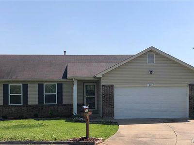 1215 Brookstone Ln, Lake Saint Louis, MO, 63367