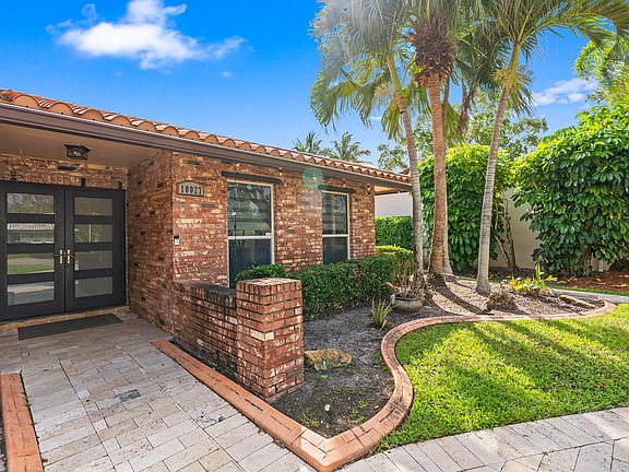 2nd image of 10027 Ramblewood Drive
