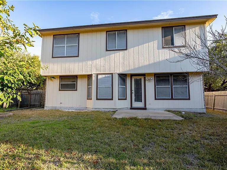 2917 Bernardino Cv — Photo 15