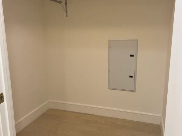 1399 Park Avenue 6G image 3 of 11