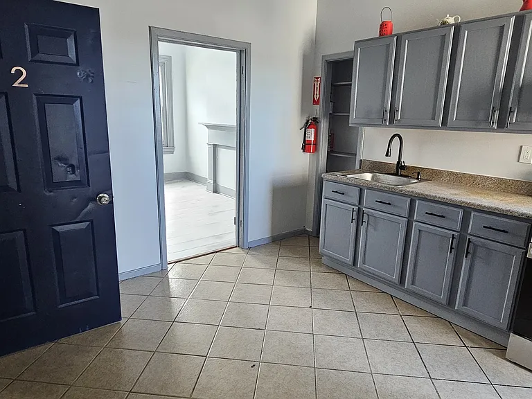621 Ferry St #2 — Photo 3