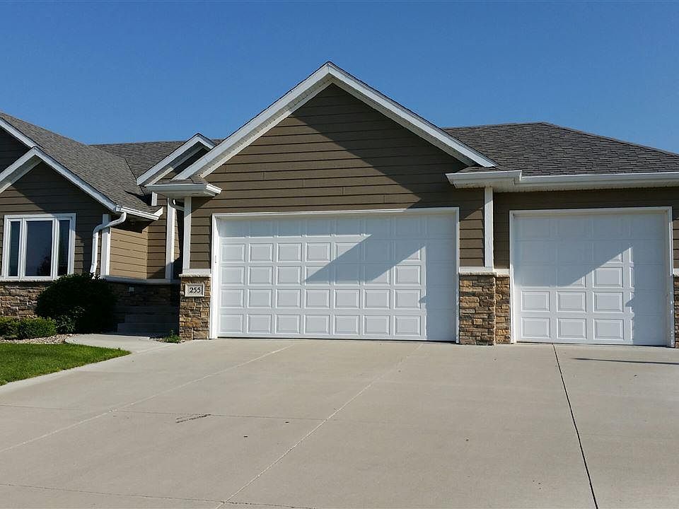 1st image of 255 La Costa Ln