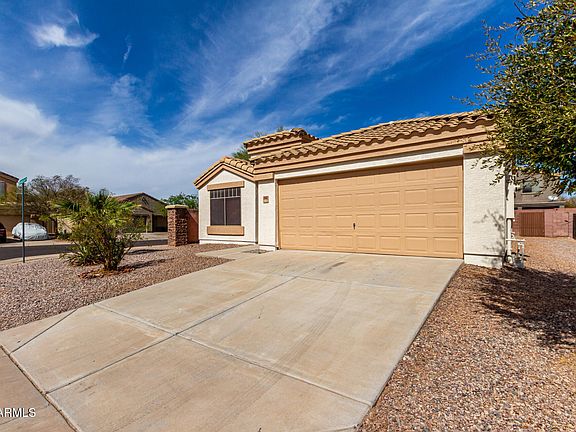 3rd image of 662 W ENCHANTED DESERT Drive