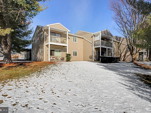 4th image of 10207 White Pelican Way Unit 106-D