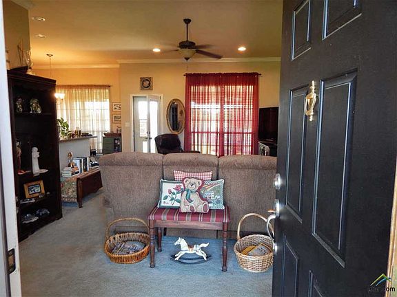 4th image of 22552 Silver Maple Dr