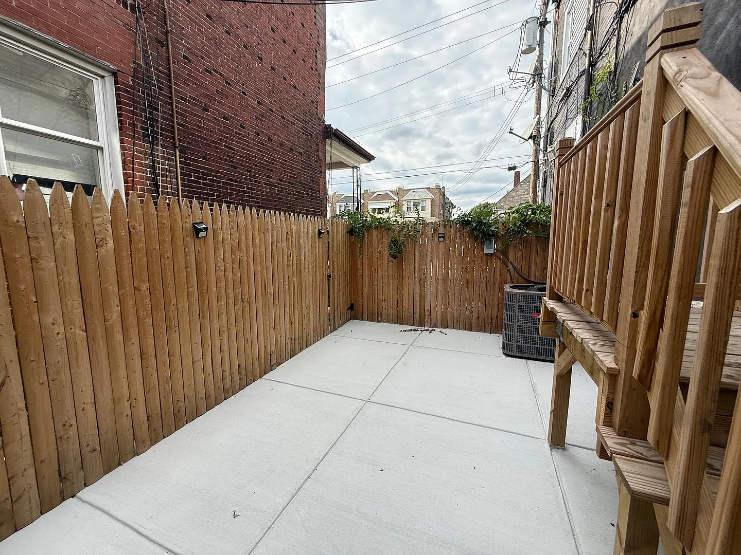 1402 S 54th St — Photo 2