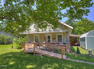 510 Freeman Rd, Neosho, MO 64850