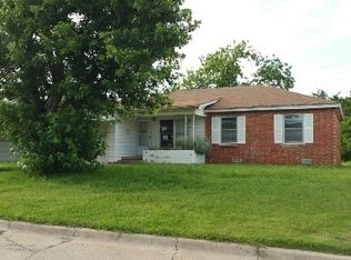 1427 NW Longview Ave, Lawton, OK 73507
