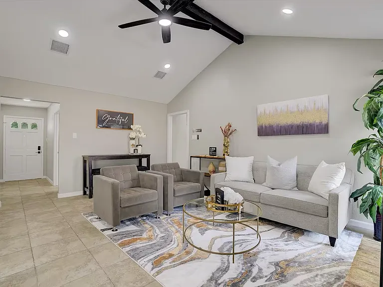 23919 Hunter Spring Cir — Photo 2