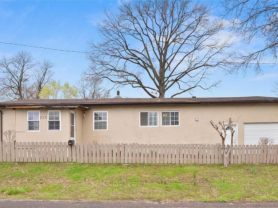 1st image of 235 Pardella Ave