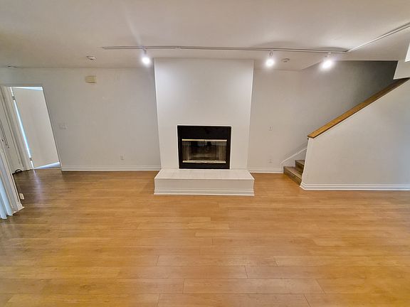 5th image of 1114 14th St #B