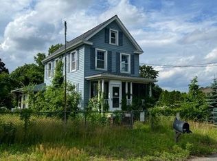 21 John St, Sayreville, NJ