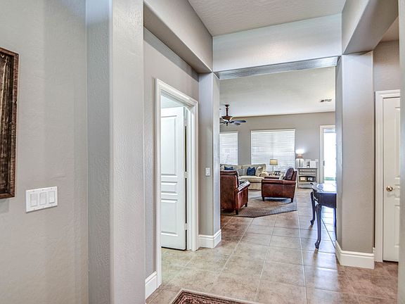 5th image of 3108 E Cotton Ln
