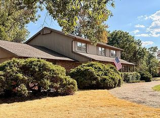 130 N Brendonwood Ct, Wichita, KS 67206
