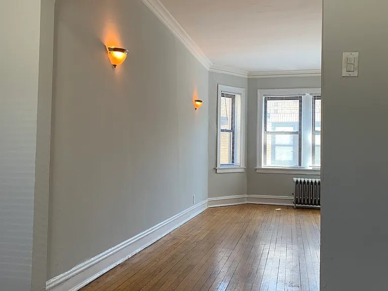 6223 N Artesian Ave #3E — Photo 2