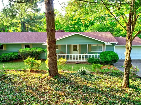 20891 SE Lakeshore Dr, Springdale, AR 72764