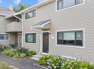 222 Shagbark Dr #222, Derby, CT 06418