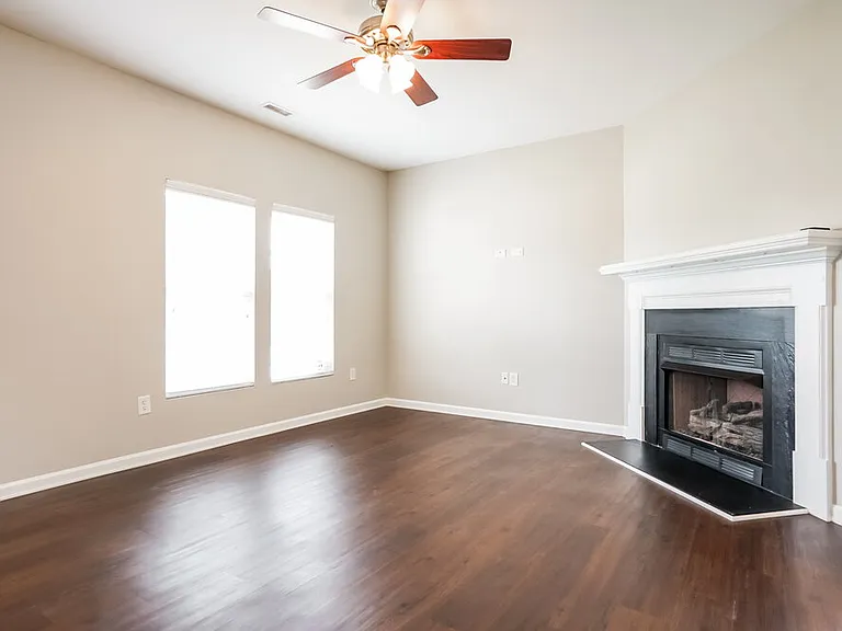 2306 King Malcolm Ln — Photo 6