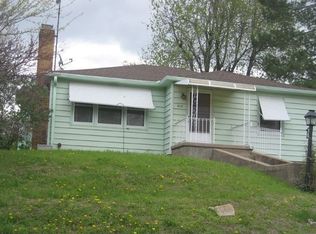 606 Nebraska Ave, Holton, KS 66436
