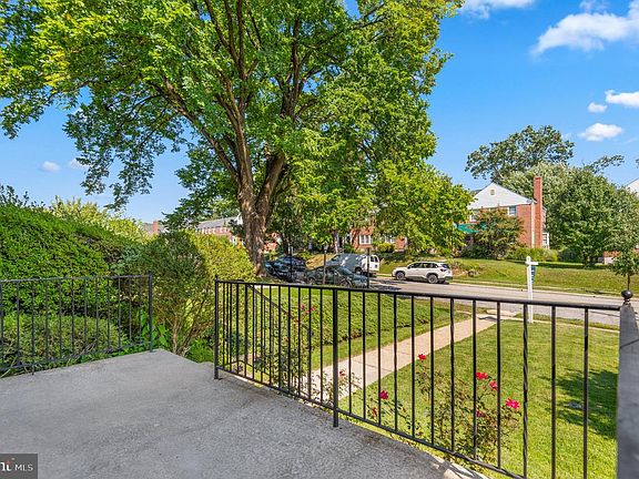 5th image of 1837 Edgewood Rd