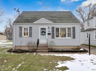 630 Emerson Dr, Amherst, NY 14226