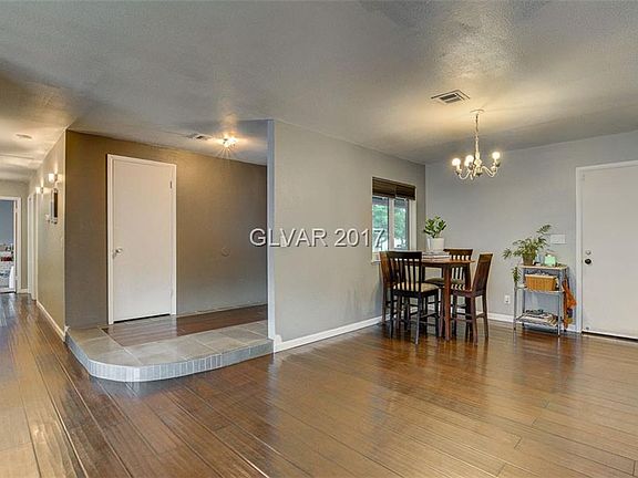 4th image of 3604 Briarglen Ln