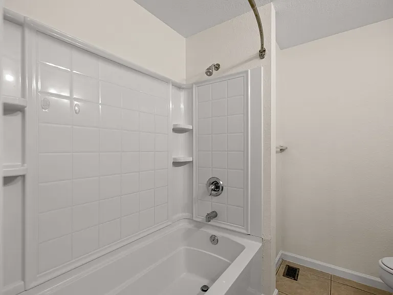 4428 SW 49th Ave — Photo 14