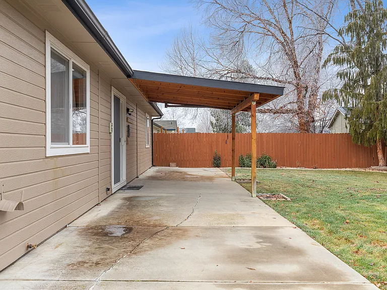 2182 E Clarene St — Photo 32
