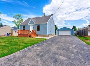 3775 Lark Rd, Greenleaf, WI 54126
