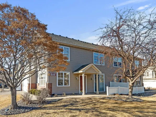 9051 Holly Ln N, Maple Grove, MN 55311