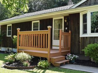 7 Kent Rd, Red Hook, NY 12571